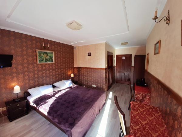 Dworek Bursztynowe Piaski : photo 1 de la chambre chambre double ou lits jumeaux