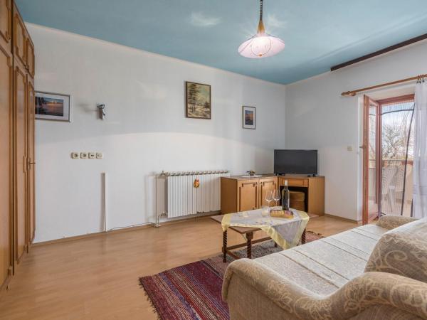 Apartments Ulika : photo 5 de la chambre appartement avec balcon