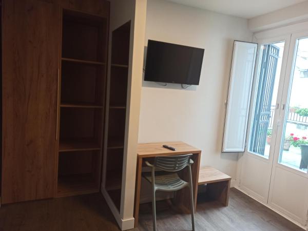 Bearan Bar & Rooms : photo 6 de la chambre chambre lit queen-size