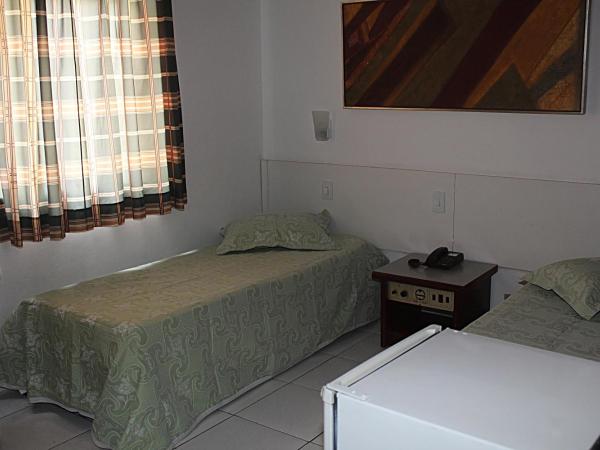 Hotel Pampulha Palace : photo 1 de la chambre chambre familiale de luxe (5 adultes)