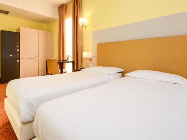 Regal Residence : photo 1 de la chambre room #2673911