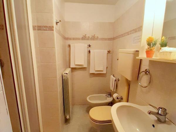 Hotel Alba Torino centro : photo 8 de la chambre studio