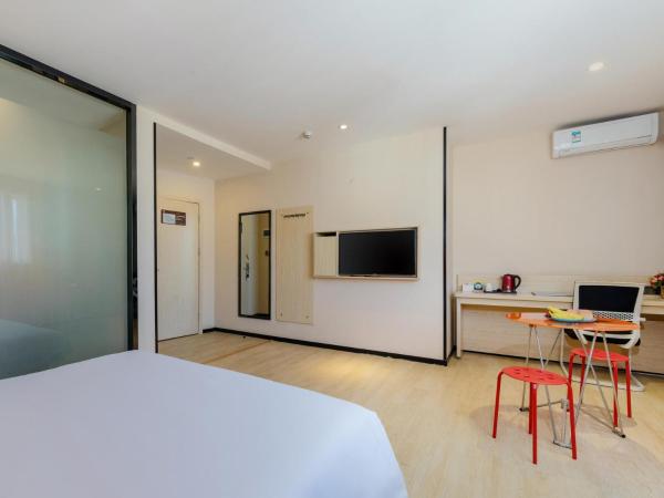 7Days Premium Shenzhen Airport T3 Terminal Branch : photo 3 de la chambre chambre supérieure lit queen-size