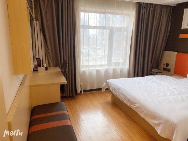 7Days Premium Shenyang Olympic Sports Center Subway Station Branch : photo 4 de la chambre chambre lit queen-size premium