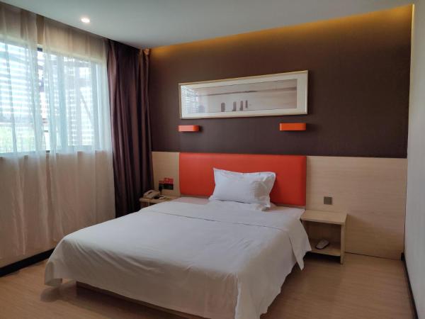 7Days Premium Shenzhen Dalang Commercial Center Branch : photo 2 de la chambre chambre prestige