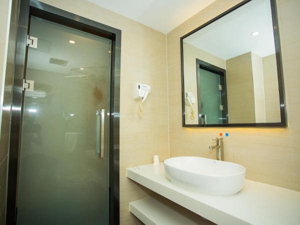 7Days Premium Beijing International Trade Jinsong Subway Station Branch : photo 10 de la chambre réservée aux citoyens de chine continentale - chambre lits jumeaux