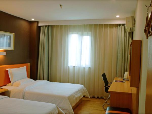 7Days Premium Dongguan Dongcheng Subway Station : photo 2 de la chambre superior two bed room