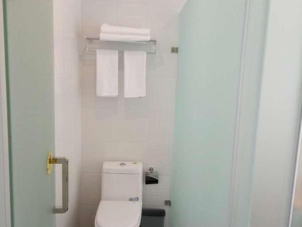 7Days Inn Chongqing Banan Yudong Pedestrian Street Duhuili Branch : photo 3 de la chambre chambre lit queen-size business