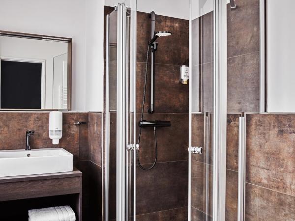 GRONERS Leipzig : photo 2 de la chambre chambre double