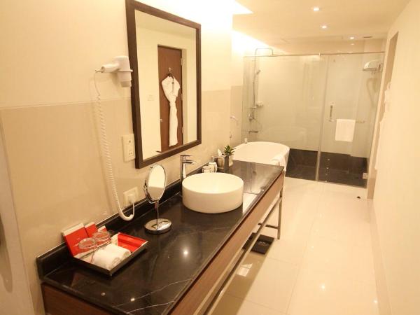 Vivanta Kolkata EM Bypass : photo 4 de la chambre suite exécutive