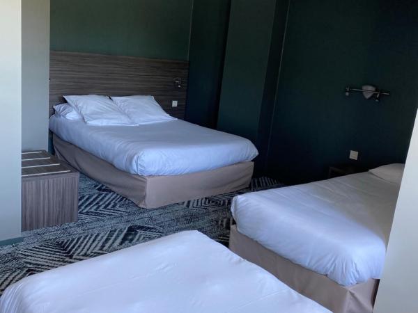 Hotel Loreak : photo 3 de la chambre chambre familiale (5 adultes)