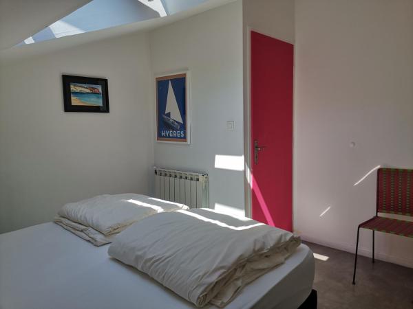 Cassis Hostel : photo 5 de la chambre chambre double