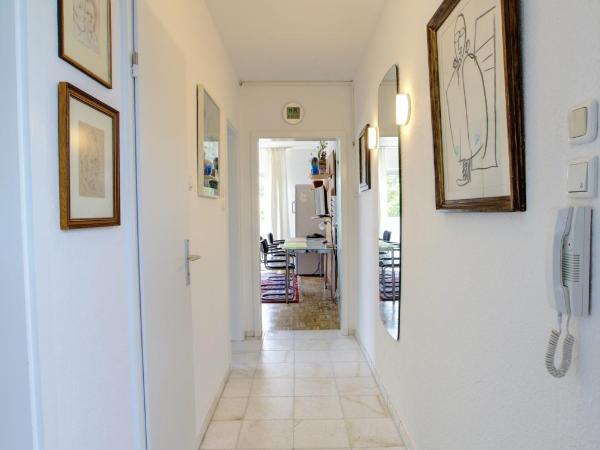 Air Boardinghouse Tulip Stockum, zu Fuß - 3 Minuten zur Messe : photo 2 de la chambre appartement 3 chambres