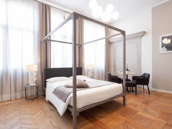 Hotel Palazzo Martinelli Dolfin : photo 2 de la chambre suite supérieure - vue sur canal