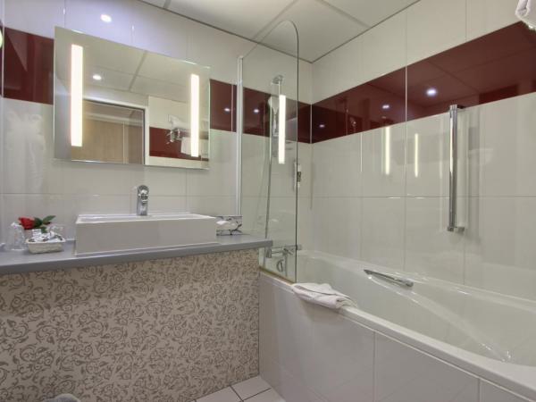 Mercure Paris 19 Philharmonie La Villette : photo 5 de la chambre suite avec 1 lit double et 1 canapé-lit