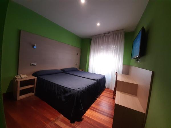 Favila Oviedo : photo 4 de la chambre chambre double ou lits jumeaux