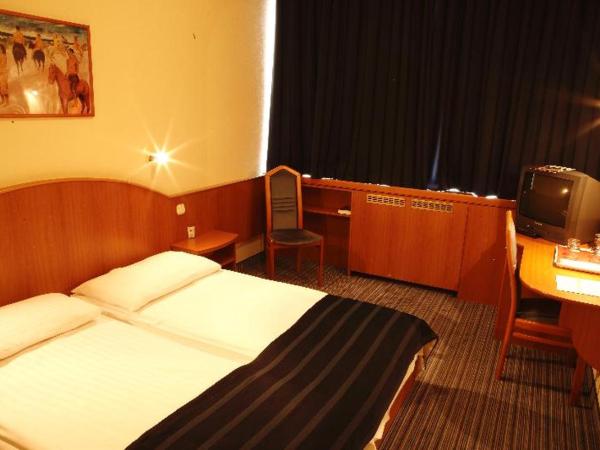 Benczur Hotel : photo 1 de la chambre room #7503227