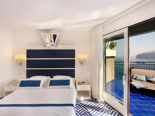 Hotel Bristol : photo 5 de la chambre suite avec baignoire spa