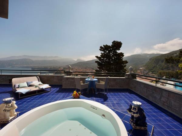 Hotel Bristol : photo 6 de la chambre suite avec baignoire spa