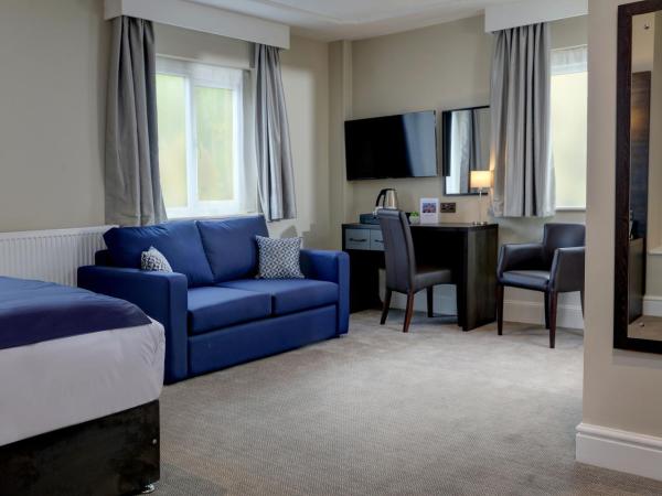 Trafford Hall Hotel Manchester, Trademark Collection by Wyndham : photo 7 de la chambre suite lit king-size – non-fumeurs