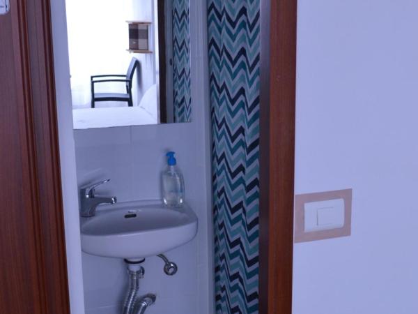 ArArAt Hostel : photo 7 de la chambre chambre double standard avec douche