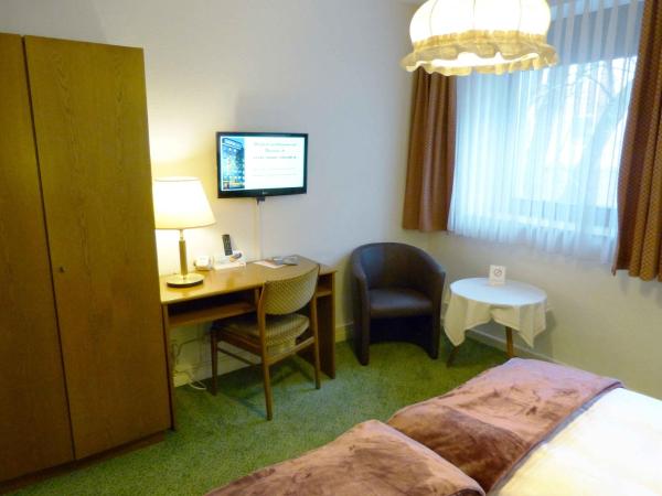 Hotel Wurms : photo 3 de la chambre chambre double