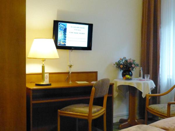 Hotel Wurms : photo 4 de la chambre chambre double