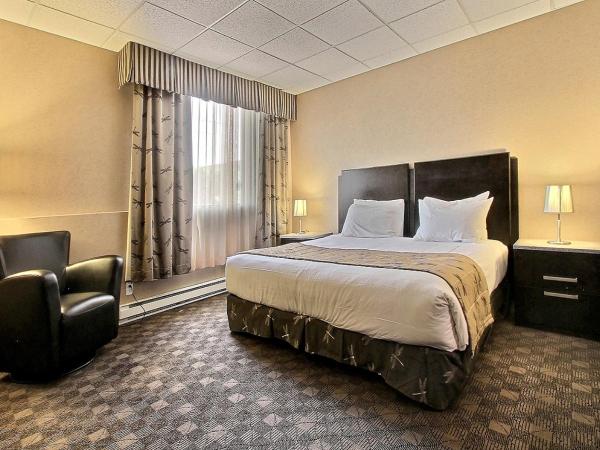 Hotel Classique : photo 5 de la chambre suite lit king-size avec baignoire spa