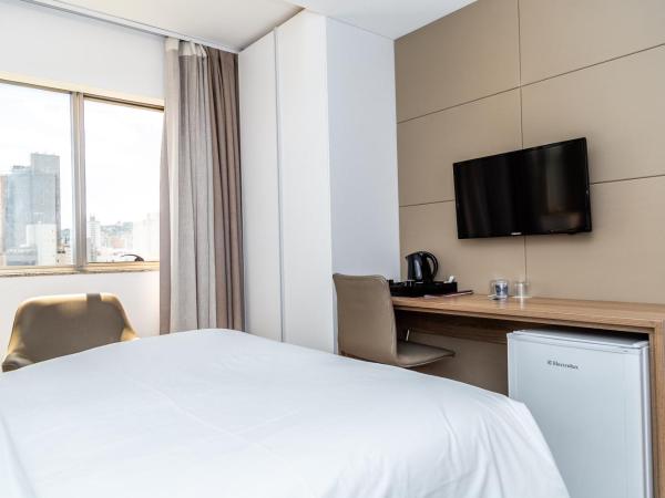Hilton Garden Inn Belo Horizonte Lourdes : photo 9 de la chambre quarto deluxe com cama queen-size