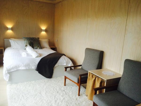 Old Bishop's Quarters Heritage, Modern & Unique Accommodation : photo 3 de la chambre studio