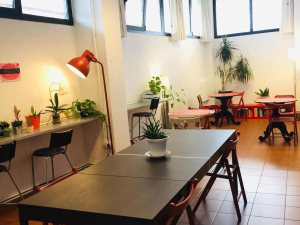 Bilbao Akelarre Hostel : photo 5 de la chambre lit simple dans dortoir de 4 lits