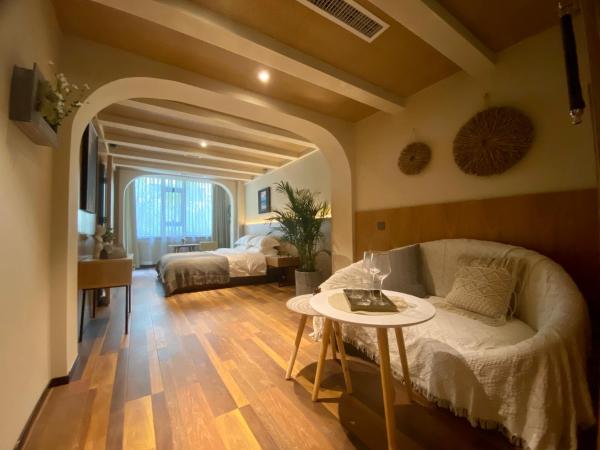 Memory Garden House : photo 2 de la chambre chambre lit king-size de luxe - vue sur rue