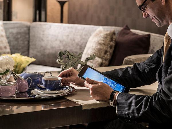 Four Seasons Hotel Shenzhen : photo 4 de la chambre grand four seasons room