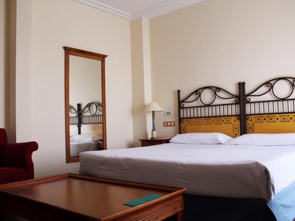 Hotel Alicante Golf : photo 6 de la chambre chambre lits jumeaux/double de luxe