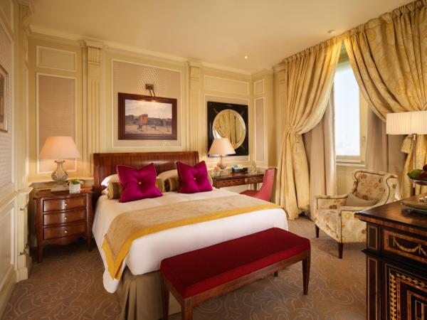 Hotel Principe Di Savoia - Dorchester Collection : photo 1 de la chambre chambre double classique