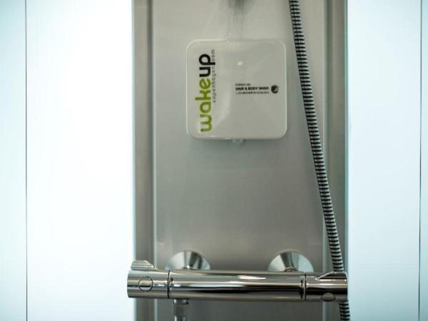 Wakeup Copenhagen - Bernstorffsgade : photo 6 de la chambre room #397655335