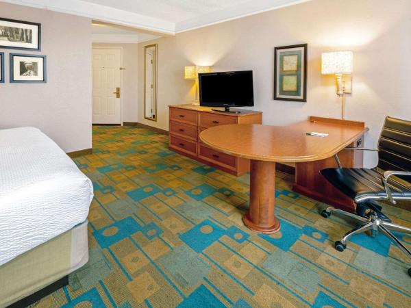 La Quinta by Wyndham Salt Lake City Airport : photo 4 de la chambre chambre lit king-size