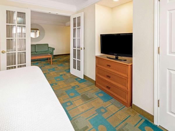 La Quinta by Wyndham Salt Lake City Airport : photo 6 de la chambre suite 1 chambre lit king-size - non-fumeurs