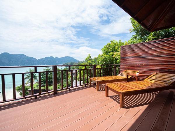 Phi Phi The Beach Resort : photo 9 de la chambre grande villa deluxe avec transfert gratuit pour la jetée de tonsai - vue sur mer