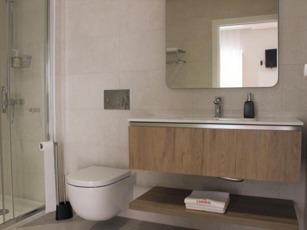 Cardeal Suites & Apartments : photo 7 de la chambre studio avec vue sur jardin