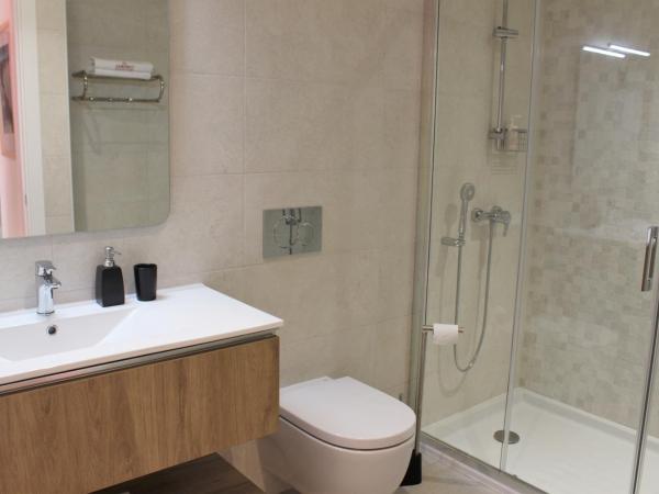 Cardeal Suites & Apartments : photo 6 de la chambre studio avec balcon