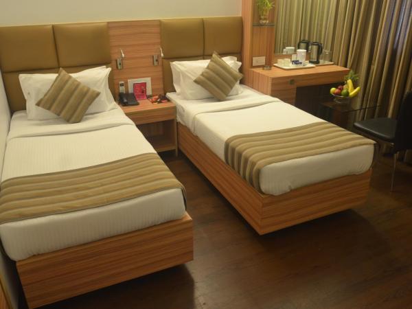 Hotel Plaza : photo 6 de la chambre chambre double ou lits jumeaux exécutive
