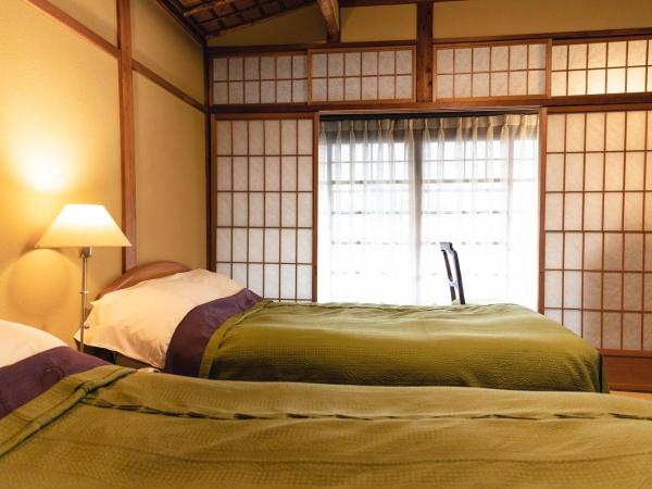 Hotel Hanakoyado : photo 6 de la chambre chambre lits jumeaux de luxe avec tatami et salle de bains commune