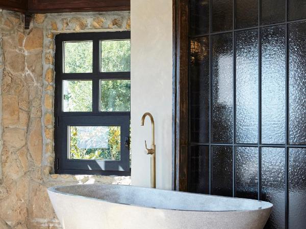 Boutique Hotel Mendi Argia : photo 7 de la chambre chambre double deluxe avec baignoire