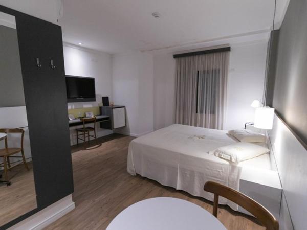 Uniclass Hotel Pinheiros : photo 2 de la chambre suite