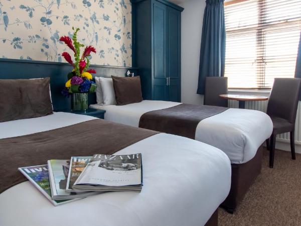 New Steine Hotel - B&B : photo 6 de la chambre chambre lits jumeaux avec salle de bains privative