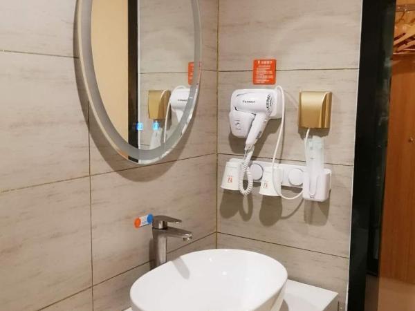 7Days Premium Qingdao Ocean World Haiyou Road Subway Station Branch : photo 1 de la chambre suite privilège