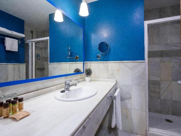 Atarazanas Málaga Boutique Hotel : photo 2 de la chambre room #9333629