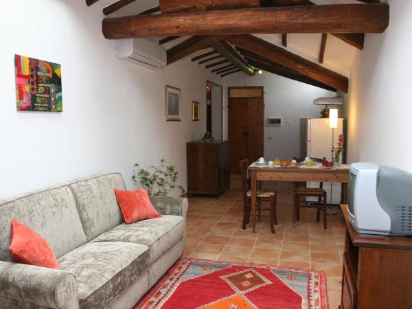 B&B La Coperta Ricamata : photo 1 de la chambre appartement 1 chambre