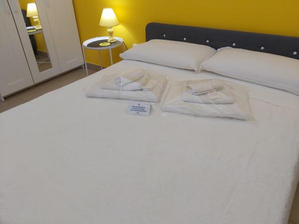 B&b Passione del sud : photo 4 de la chambre chambre quadruple avec salle de bains